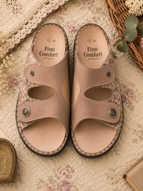 Finn Comfort Germany Taupe Comfort Slide Sandals EU 41